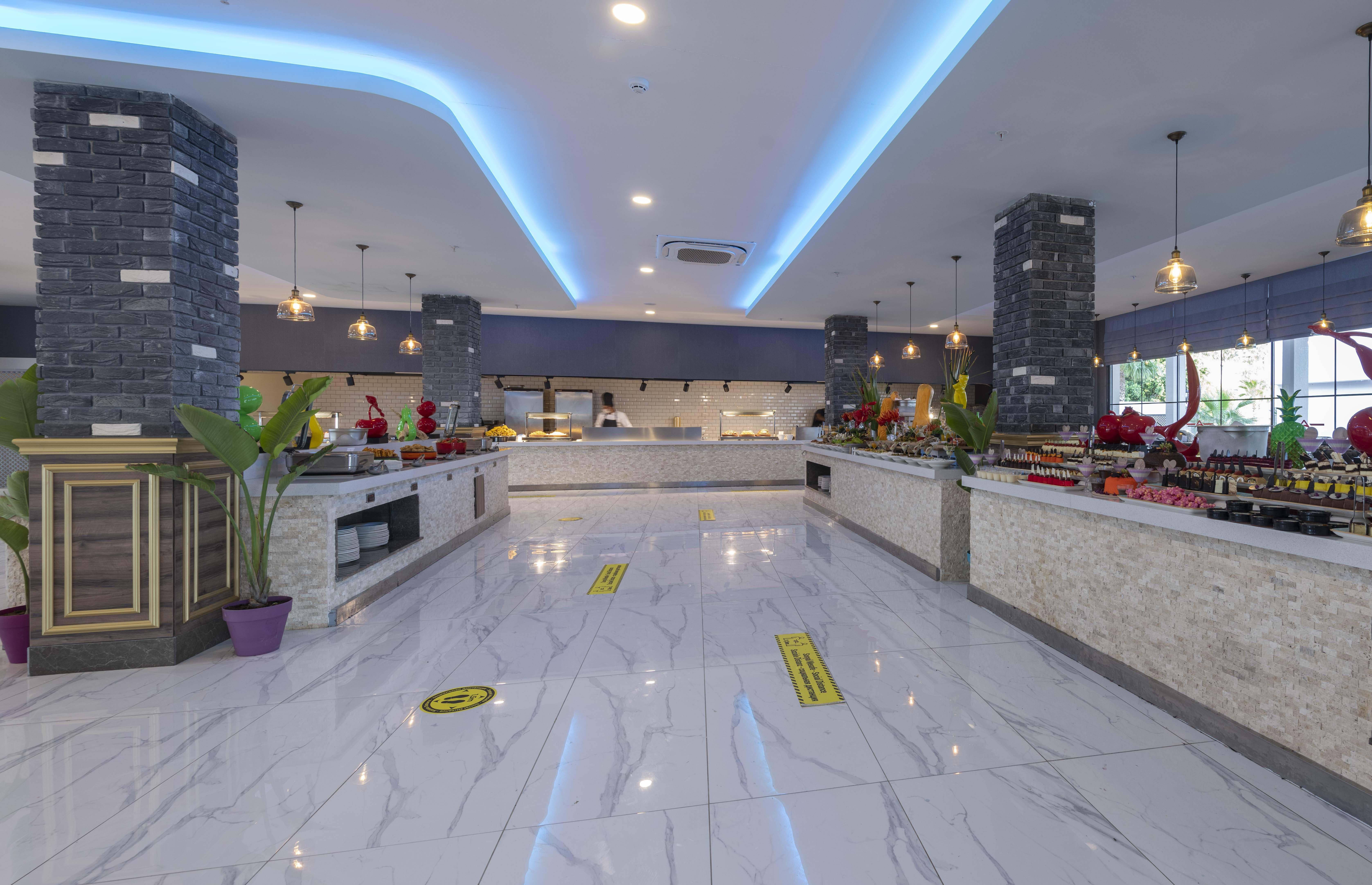 Royal Towers Lara 호텔 안탈리아 외부 사진